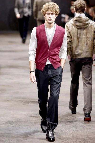 Look 22